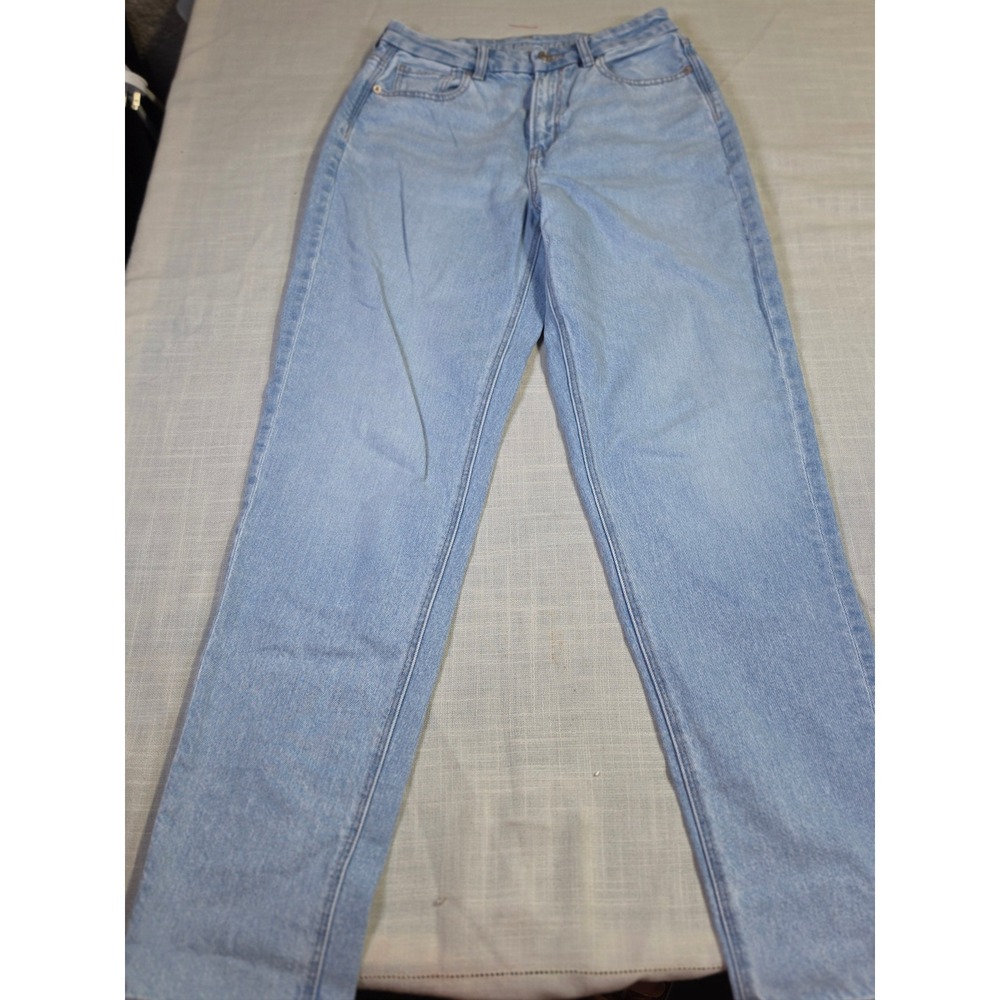 American Eagle Strigid Mom Jeans Light Wash High Rise Size 4 Long Real Good